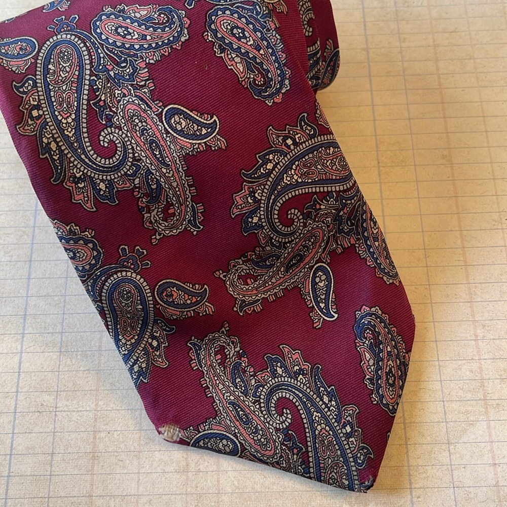 Christian Dior Paisley Silk Tie - Picture 3 of 8